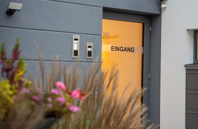 Power Networks Standort Mistelbach – Eingangstür Mistelbach